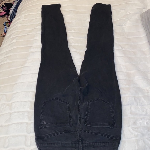 $30 for 4 Pairs of Full Length, Skinny Jeans - All: LIKE NEW - Picture 13 of 14